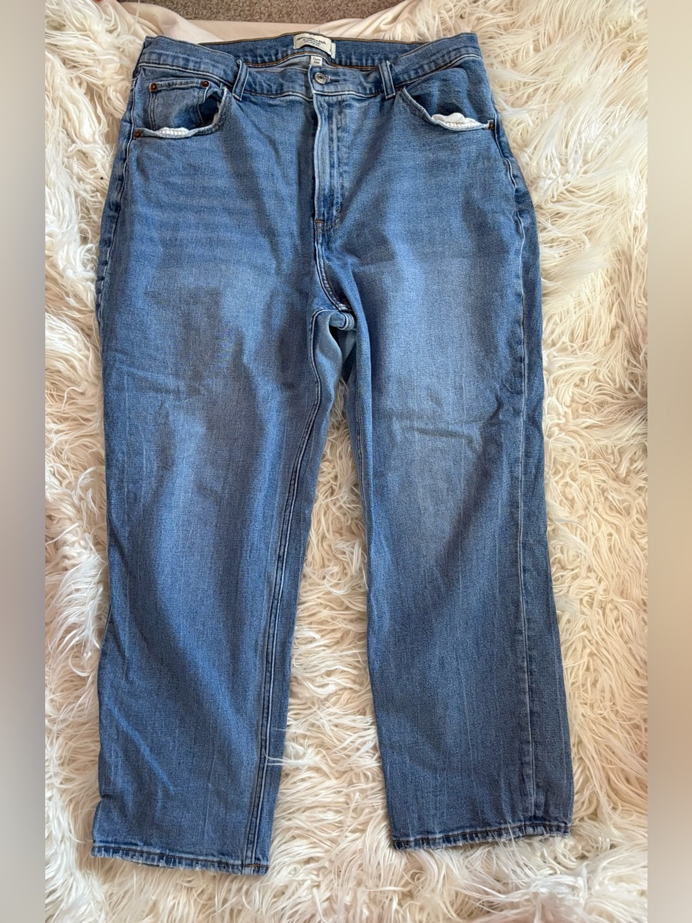Abercrombie & Fitch Curve Love Ankle Straight Ultra High Rise Jeans 33/16S